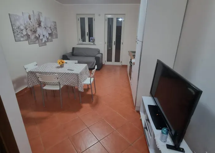 Vacanze Matteotti Di 別荘 シッラ