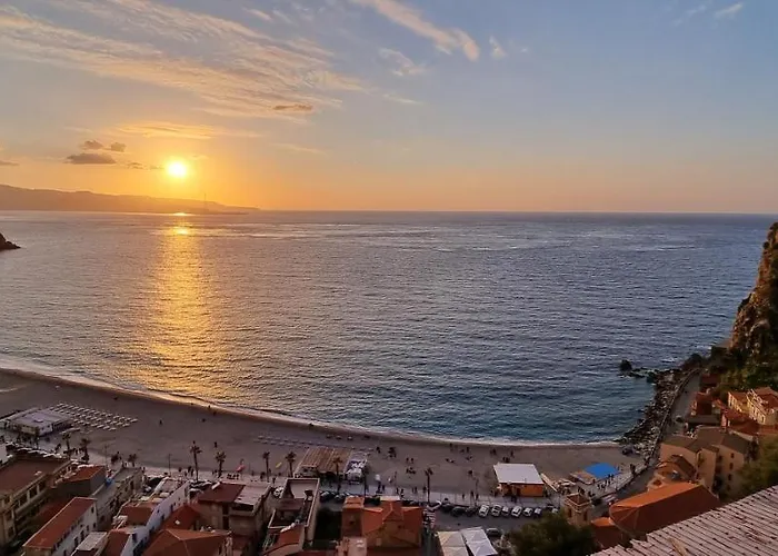 Vacanze Matteotti Di Nyaraló Scilla